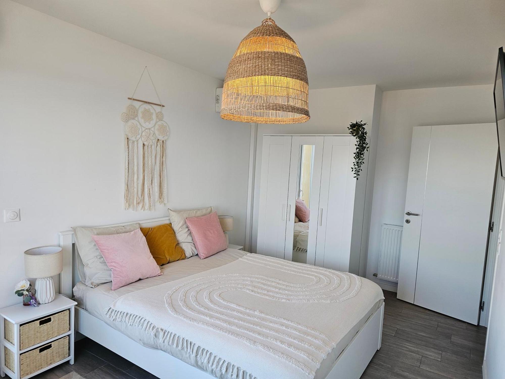 Lakeside Provence - Appartement Classe 4 Etoiles, Vue Sur Le Lac, Parking Sous-Sol, Double Clim Monteux Exterior foto